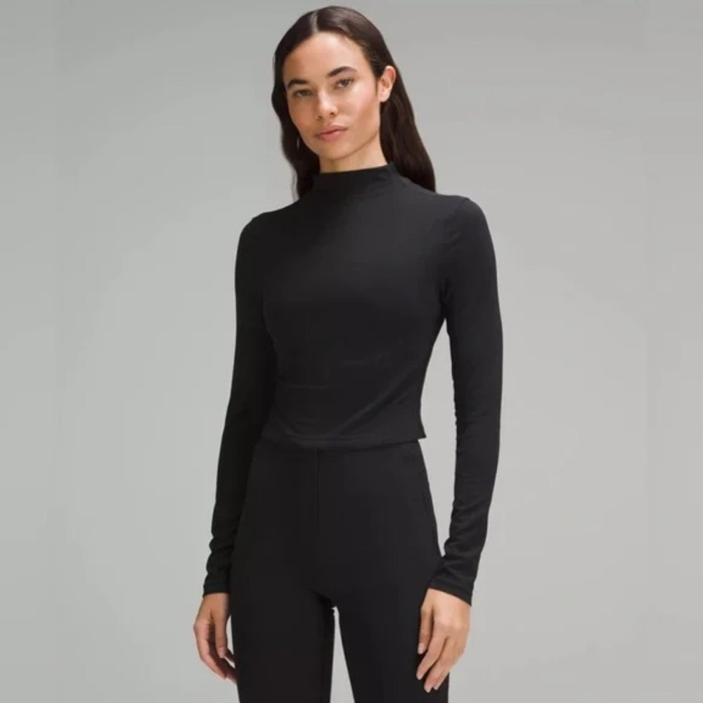 Lululemon All Aligned Mock Neck cropped long sleeve size 4 Black